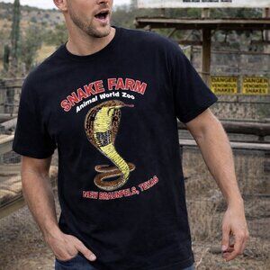 Snake Farm New Braunfels TX T Shirt Mens L Black Gildan Graphic Tee Texas